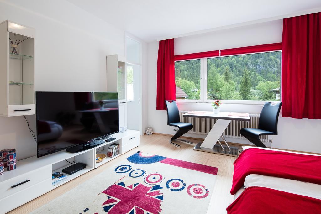W & S Executive Apartments - Обертраун Экстерьер фото